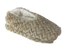 Auden Women's 0763 M/L 8-12 Faux Fur Slipper Socks Beige Gripper Bottom NWT