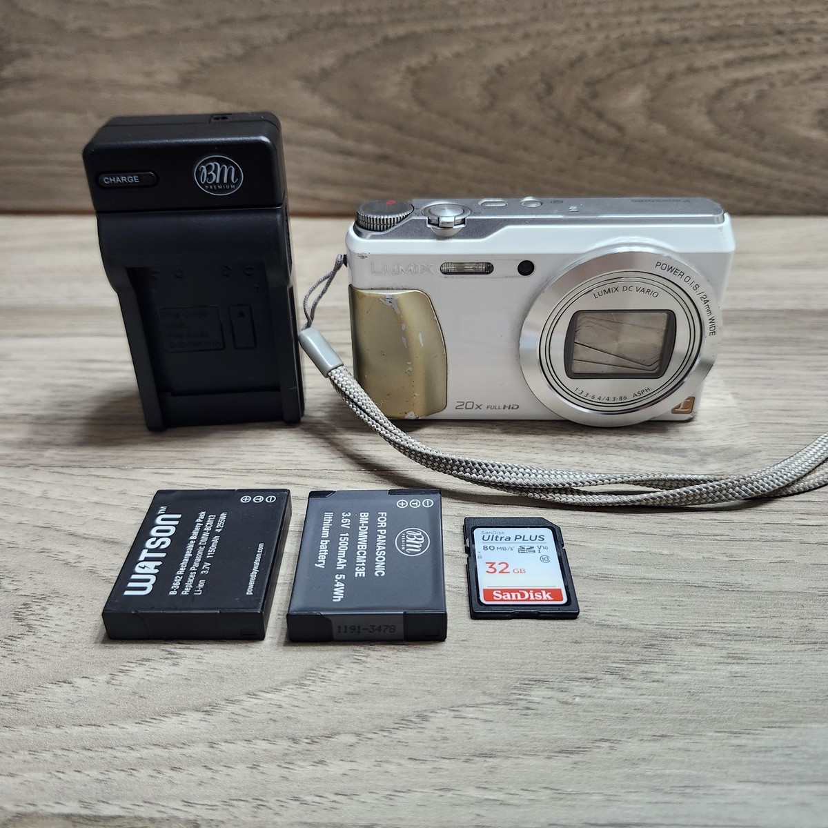 Panasonic Lumix DMC-ZS35 16.1MP Digital Camera White for