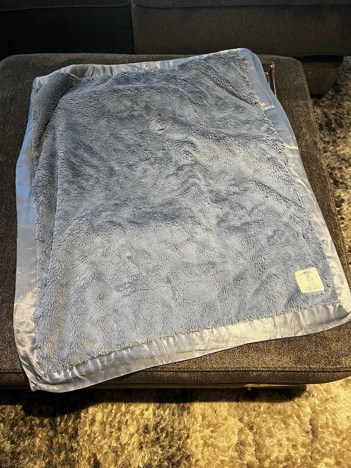 Manta Little Giraffe Pizarra Azul Gruesa Esponjosa Felpa Bebé Niño con Borde Satinado Usada en Excelente Condición Foto 4 de 4