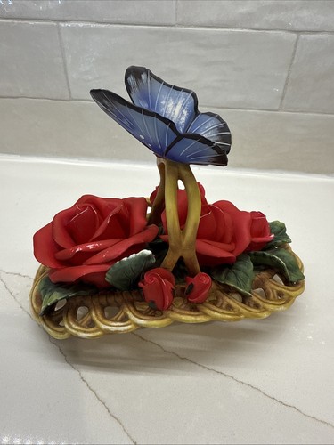 Basket of Red Roses with Blue Butterfly Classic Treasures Porcelain Collectable - Picture 8 of 12