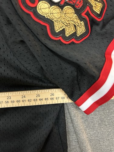 Camiseta deportiva de malla 3XL de los Chicago Bulls para hombre estándar de lujo 6 veces campeona de las finales de la NBA - Imagen 6 de 7