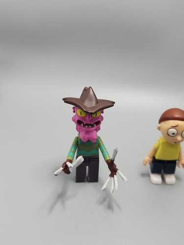 McFarlane Toys Rick and Morty You Can Run But Can't Hide 42p Figur (Missing Leg - Bild 2 von 6