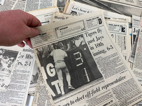 HUNDERTE ZEITUNGSAUSSCHNITTE AUS 1984 DETROIT TIGER WORLD SERIES BASEBALL GELAUFEN - Bild 14 von 24