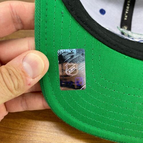 Mitchell & Ness Hartford Whalers Vintage Hockey NHL Sharktooth Snapback Hat NWT - Picture 11 of 16