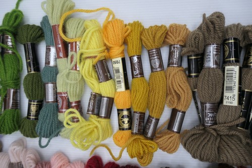 x50 Wool Embroidery Tapestry Threads Floss Sewing Craft Anchor DMC Coats - Picture 10 of 24