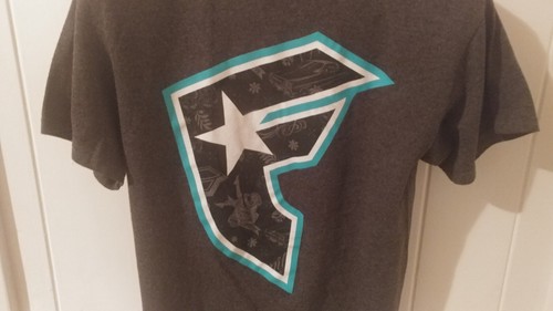 Famous Stars & Straps Size Medium Gray Graphic Logo Short Sleeve Cotton T Shirt - Picture 4 of 10