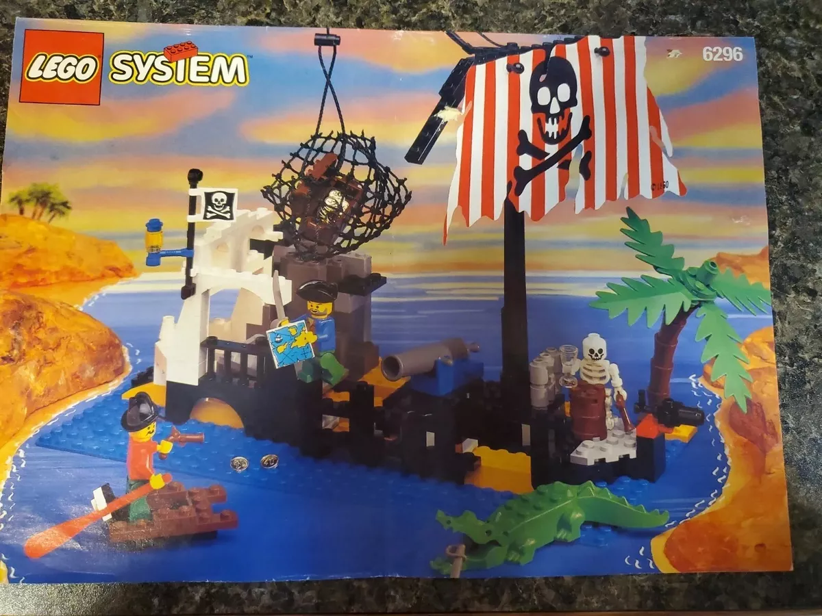 Lego Pirates 6296 Shipwreck Island with Instructions Vintage 1996