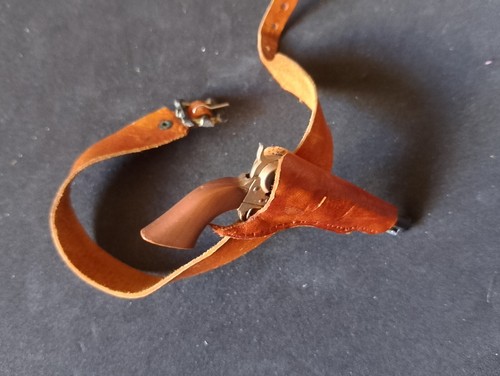 1/6 CUSTOM VIRTUAL TOYS, BATTLE GEAR WESTERN HANDMADE LEATHER HOLSTER COLT 45 - Imagen 3 de 11