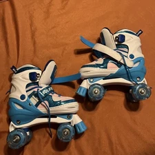 Sulifeel Snow Adjustable Light up Roller Skates for Girls 13C-3Y LB