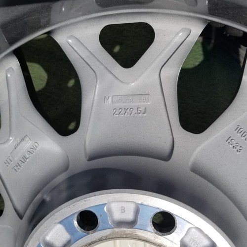 Factory GMC Hummer EV 22 inch Wheel 85% Tire SPARE OEM Grazen Metallic 85530021 - Picture 22 of 23