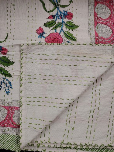Indian Pink White Rose Cotton kantha Quilt Throw Blanket Bedspread King Size Art - Picture 4 of 10