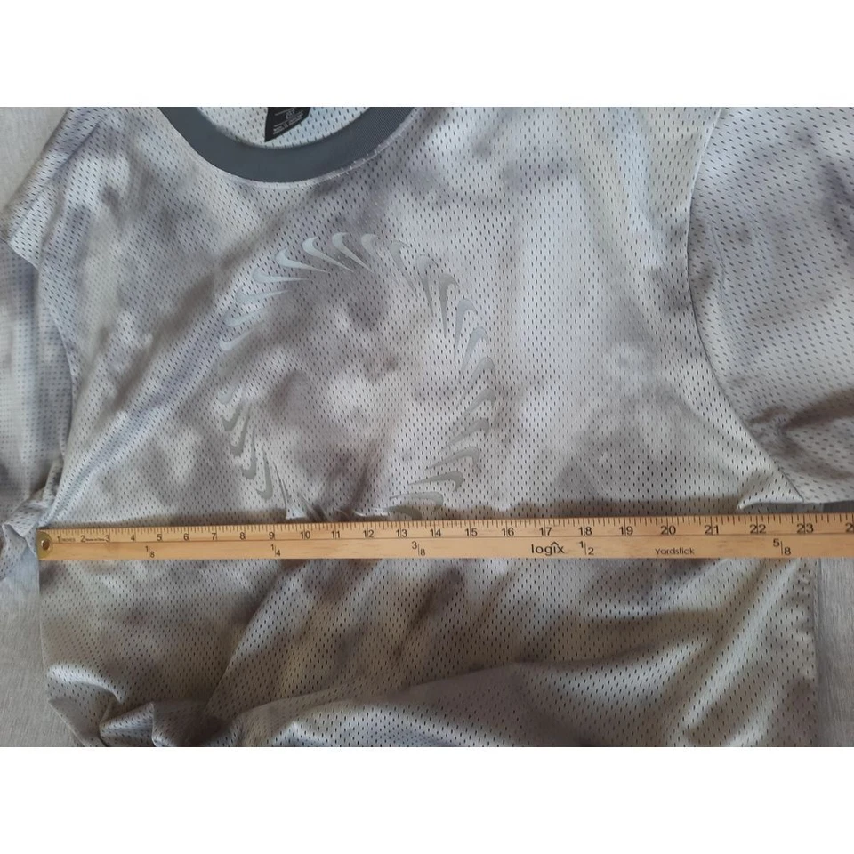 Nike Mujeres 1X Swoosh Arte Logo Cordón Dobladillo Inferior Jersey Malla Prendas para el torso Manga Corta Foto 4 de 4