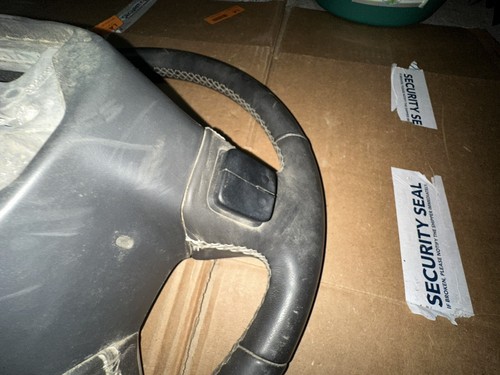 2014 2019 GMC SIERRA CHEVY SILVERADO 1500 STEERING WHEEL OEM TESTED WORKING - Picture 10 of 10
