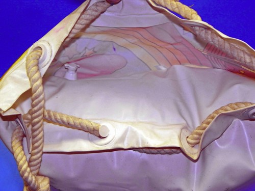 Bolso de almohada psicodélico Peter Max de colección década de 1960 7-Up 7Up Seagrams 7 vinilo - Imagen 8 de 8