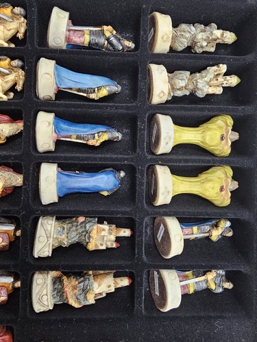 The Chessman Excalibur (King Arthur) Fantasy Chess Pieces + Board Summit Collect - Picture 5 of 12