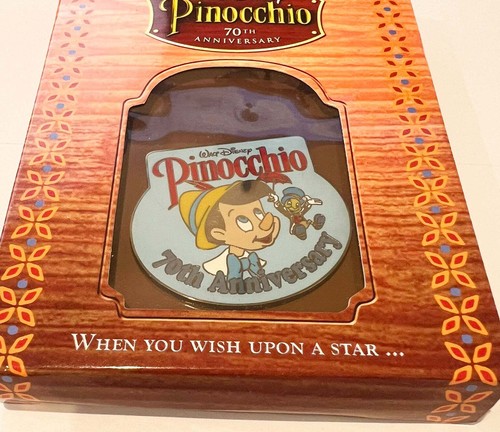 Pinocchio & Jiminy Cricket 70th Anniversary DVD Blu Ray Pre-order Disney Pin O01 - Picture 2 of 6