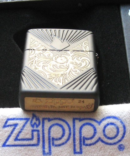 ZIPPO 360 AMERICAN Lighter 50 YRS of VENETIAN 40626 COLLECTIBLE OF YEAR 2024 - Picture 2 of 6