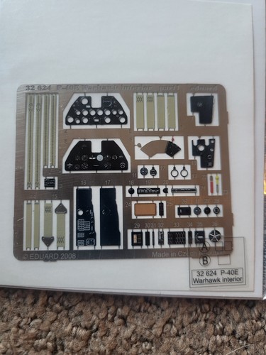 Eduard 1/32 P-40E Interior S.A. Fotoätzteile für Hasegawa 32624 - Bild 2 von 4