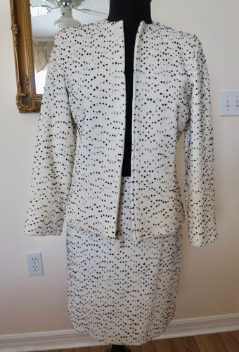 RARE DANA BUCHMAN Off WHITE & BLACK POLKA SKIRT SUIT WOOL ITALY 8 MINT - Picture 6 of 18