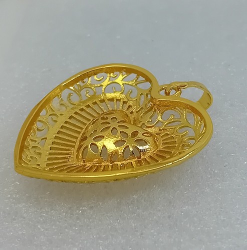 18K Gold Filled Stunning Italian Diamond Cut 18ct GF Filigree Pendant 30mm - Picture 8 of 11