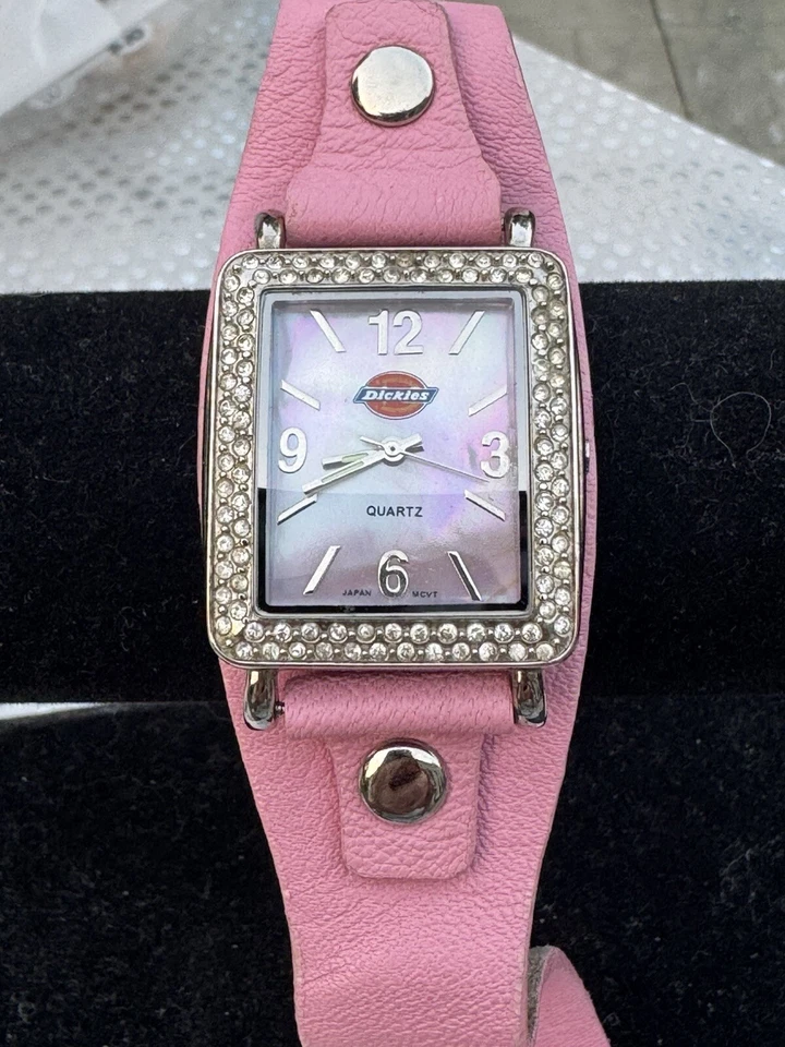 Relógio feminino Workwear Dickies strass com pulseira de couro genuíno, nova bateria - Imagem 2 de 4