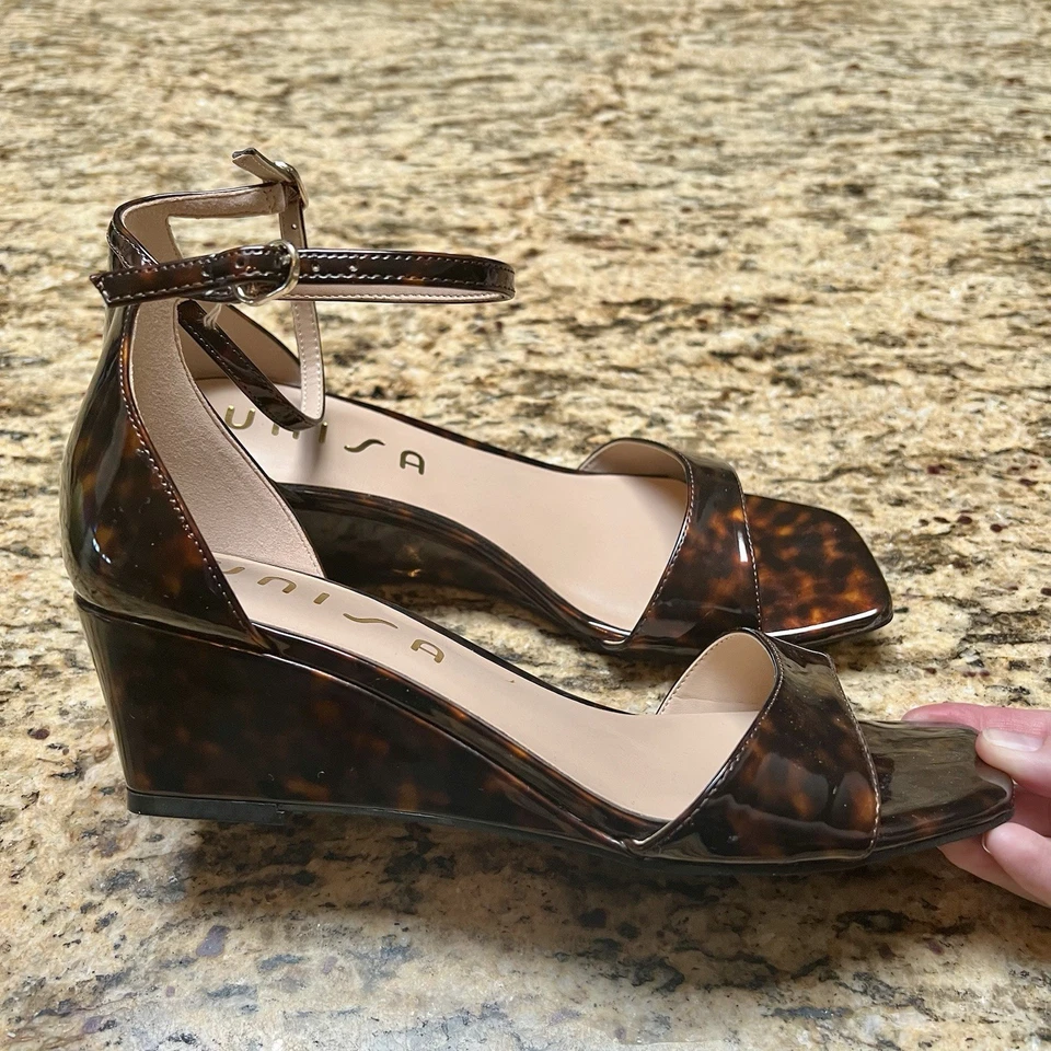 Sandalias de tacón de cuña con correa al tobillo Unisa Tortuga punta cuadrada talla 8,5 Foto 4 de 4