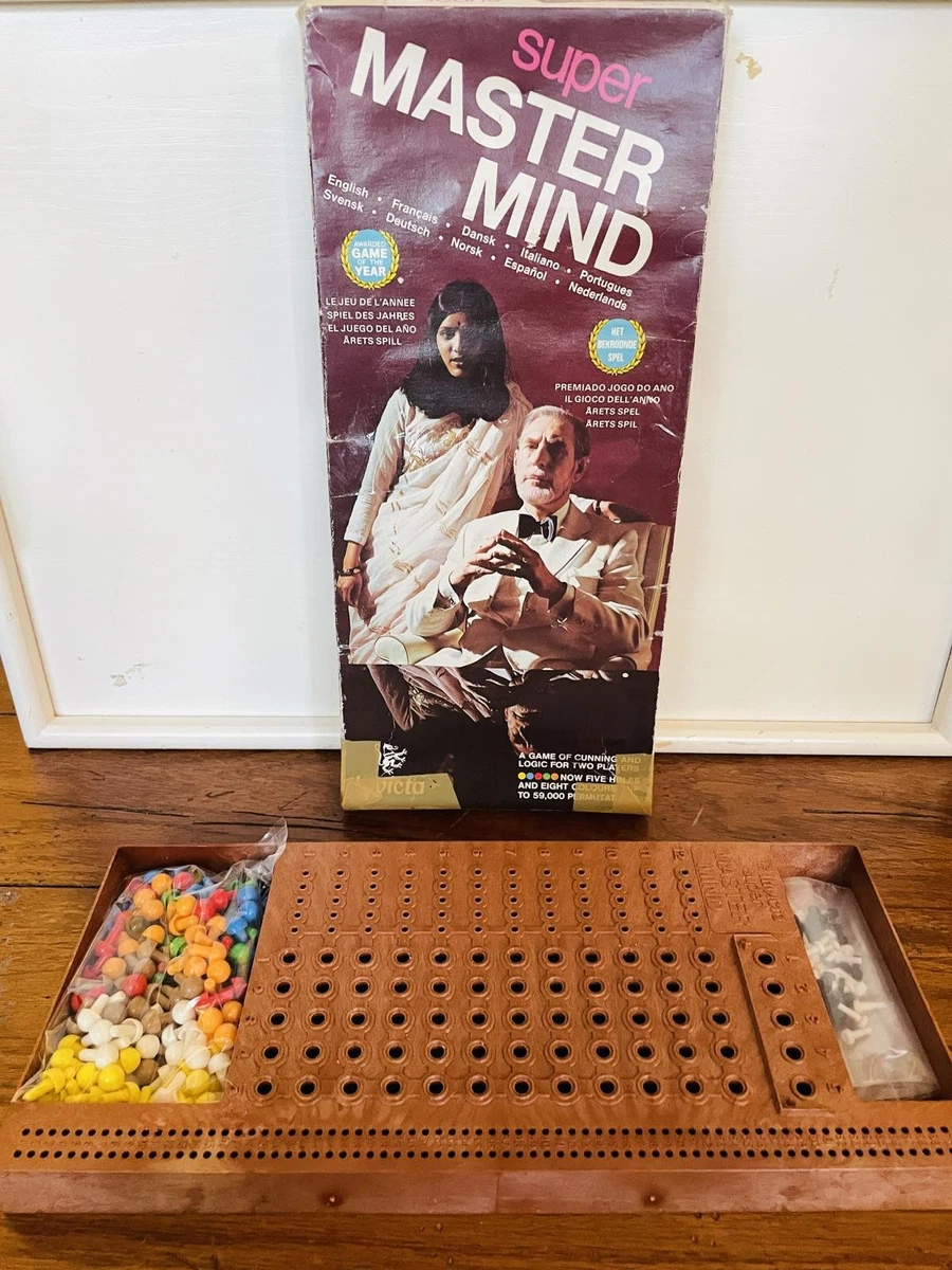Vintage Super Mastermind Game / 1975 Parker Bros / A Game of Cunning