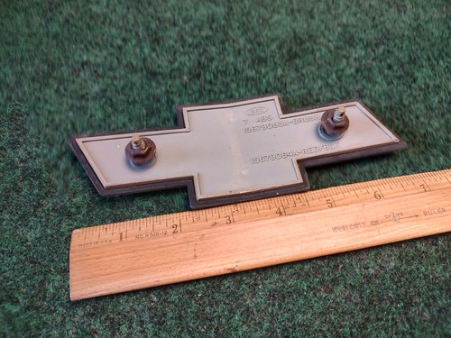 Chevy OEM Gold Plastic 7.125" Bowtie Bow Tie Emblem Badge Logo Name 15679063 3S1 - Picture 5 of 7