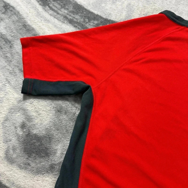 VTG Berghaus Small Argentium Red / Grey Running / Activewear / Gymwear T-Shirt image 9