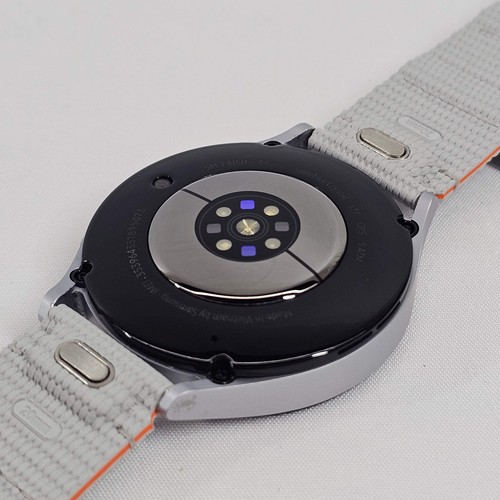 Montre connectée Samsung Galaxy Watch7 en aluminium SM-L315U débloqué d'usine - Photo 6 sur 7