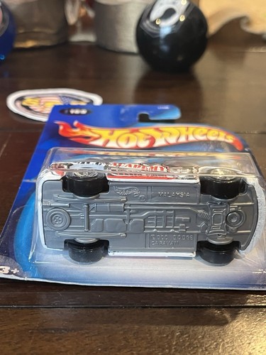 Hot Wheels Dodge Caravan Police Academy White Diecast SEALED NM Condition - Picture 6 of 7