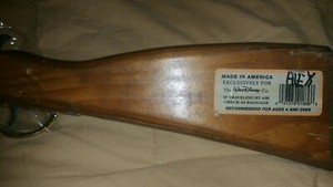 Walt-Disney-VINTAGE-RARE-CROCKETT-RIFLE-TOY-Cap-Gun