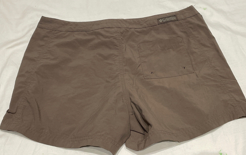 Columbia Womens Size 10 Shorts Dark Khaki Brown Flat Front Casual Outdoor - Picture 2 of 10