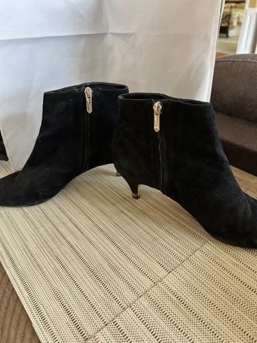 Sam Edelman schwarze Wildleder-Stiefeletten mit Reißverschluss spitz zulaufendem Absatz Größe 8,5 - Bild 2 von 6