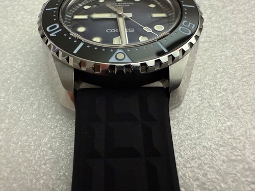 Seiko Prospex SLA055J1 Antarctic Ice 1968 Professional Diver's Re-Interpretation - Picture 7 of 16