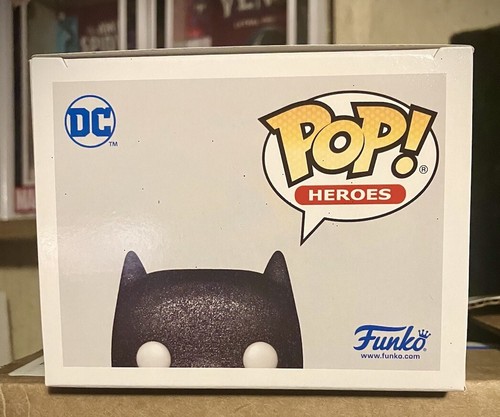 💢🦇FuNkO pOp !!️ Batman #144 💎Diamond Collection DC Shop Exclusive!🦇💢NiB - Bild 7 von 11