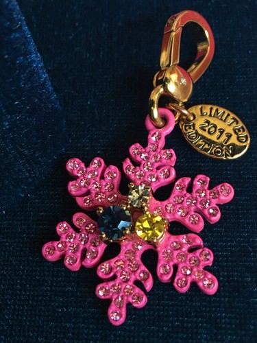 Juicy Couture Pink Pave Snowflake Charm 2011 LE Snow Flake Limited Edition - Bild 9 von 13