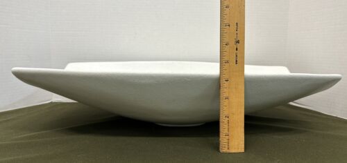 Bugambilia Large White Cast Aluminum Oblong Fruit Dish w/resin Finish 20.5x12” - Picture 2 of 5