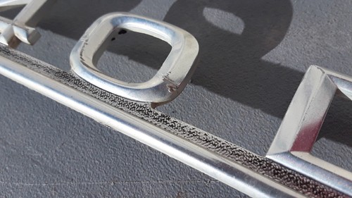 1981 Mercedes W123 240D Sedan Rear Trunk Lid Emblem Logo OEM - Bild 4 von 17