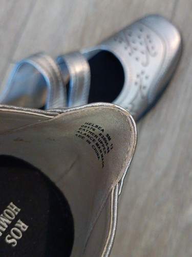 NEW Ros Hommerson Metallic Pewter Chelsea Leather Mary Jane Flat Sz 9 Ret.$130 - Picture 8 of 15