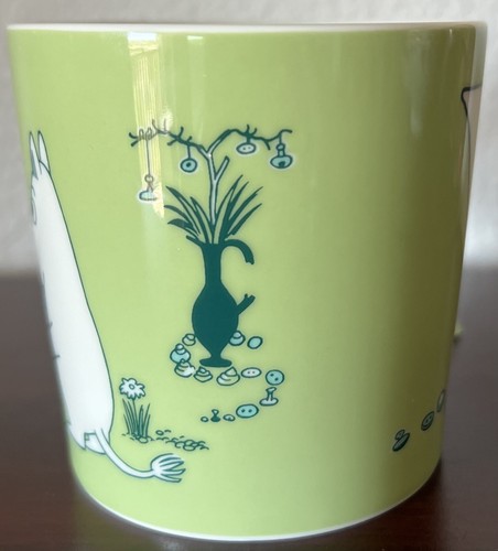 Moomin ABC Collection 400 ml (14 oz) V Mug by Arabia - Picture 2 of 6