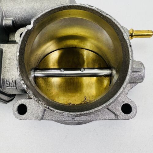 Genuine GM 12565553 Fuel Injection Throttle Body - Picture 3 of 11