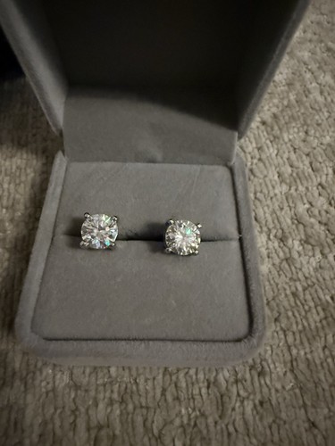 4ct Moissanite Certified Stud Earrings Top Quality Stones VVS1 D - Picture 3 of 5