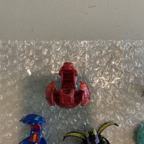 Authentic Bakugan Battle Brawlers Lot Of 16 Balls Action Figures - Picture 11 of 11