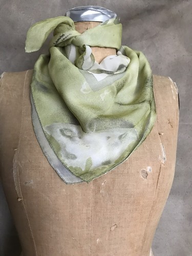 Vintage BUTTERFLIES 100% Silk Chiffon Scarf JEANNE LANVIN Green Ivory 30" Womens - Picture 2 of 7