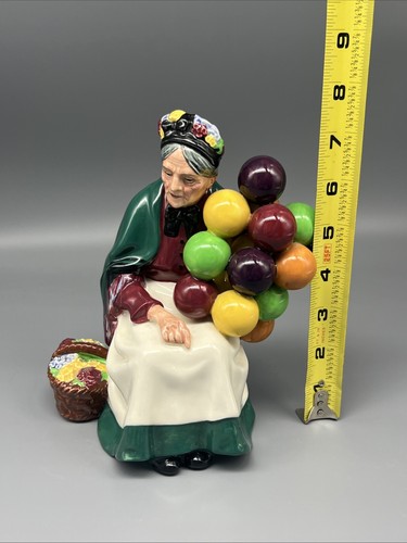 Figura Royal Doulton EL VIEJO VENDEDOR DE GLOBOS H.N. 1315 Mujer Hecho en Inglaterra - Imagen 14 de 15