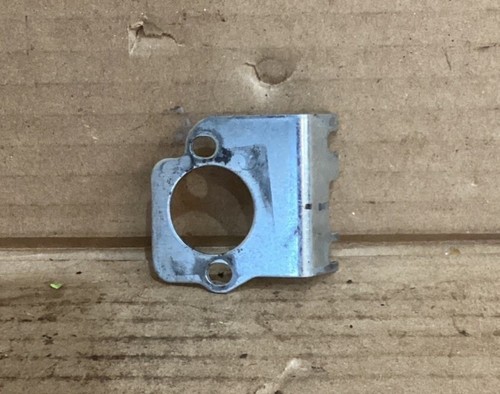 Pièce détachée tronçonneuse à injection d'air Husqvarna 41 530036369 SEAL,ADMISSION D'AIR 36/41 - Photo 1/3