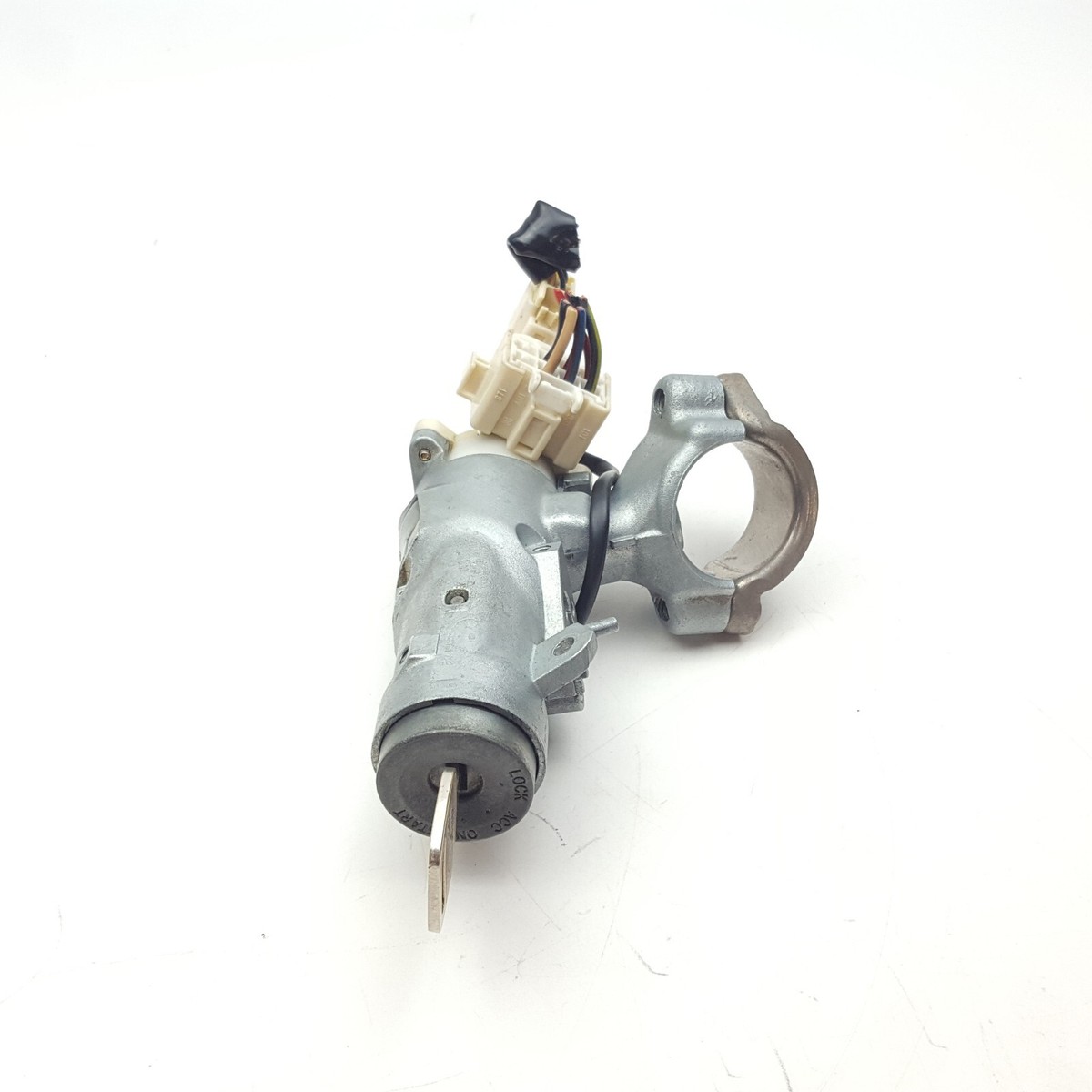 1998-2002 Toyota Corolla Geo Prizm Ignition Lock Cylinder Switch