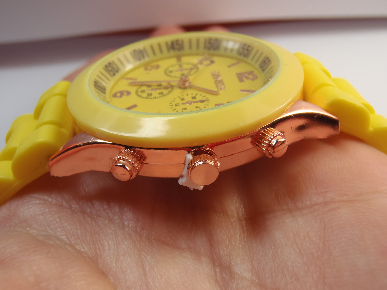 Estate Yellow Sport Quartz Watch Wristwatch Large Dial New Running eBay