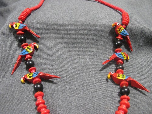 Vintage hand painted wooden parrorts mixed material beads necklaces - Imagen 10 de 10